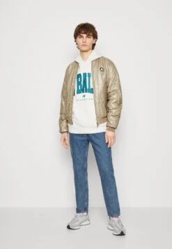 ARKET Jeans Tapered Fit - Blue -Arket UK Sales Store 029d669436ee42debd9f4e400c75259b