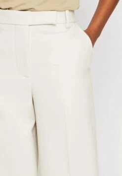 ARKET Trousers - White -Arket UK Sales Store 118ff2fb63c54172ae74ec7da10e0e4c