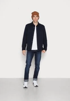 Arket UK Sales Store -Arket UK Sales Store 1584e7b5046649e8874840b3d697ed7d