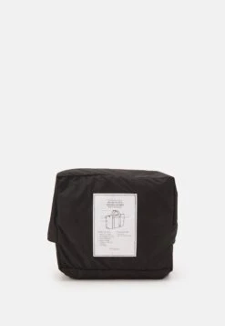 ARKET Unisex - Holdall - Black 8 ARKET Unisex - Holdall - Black -Arket UK Sales Store 224e3e8c95414d1caf67a11b72a04b48