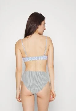 ARKET Bikini Bottoms - Light Grey -Arket UK Sales Store 264b82e4e73842a69eea3f492d800bf8