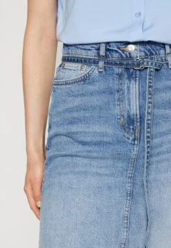 ARKET Denim Skirt - Blue -Arket UK Sales Store 2a8d02b5b9c84d66b4a516c216e76932