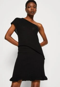 ARKET Mini Skirt - Mini Skirt -Arket UK Sales Store 2acd9ba8fc774664b09c6f27c99307d7