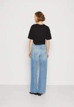 ARKET Print T-Shirt - Black -Arket UK Sales Store 2ceae26135c74e4292ccc572395e2ae8