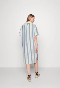 ARKET Beach Accessory - Blue/White -Arket UK Sales Store 2f25098cc75249fe8b60c64576a2be2f