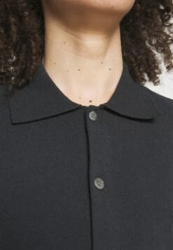 ARKET Tibro - Shirt - Black -Arket UK Sales Store 30a841636e6e4869b77e34afffc9e9d9