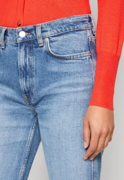 ARKET Straight Leg Jeans - Straight Leg Jeans -Arket UK Sales Store 3100a1ad6c30455486438f85d7368db0