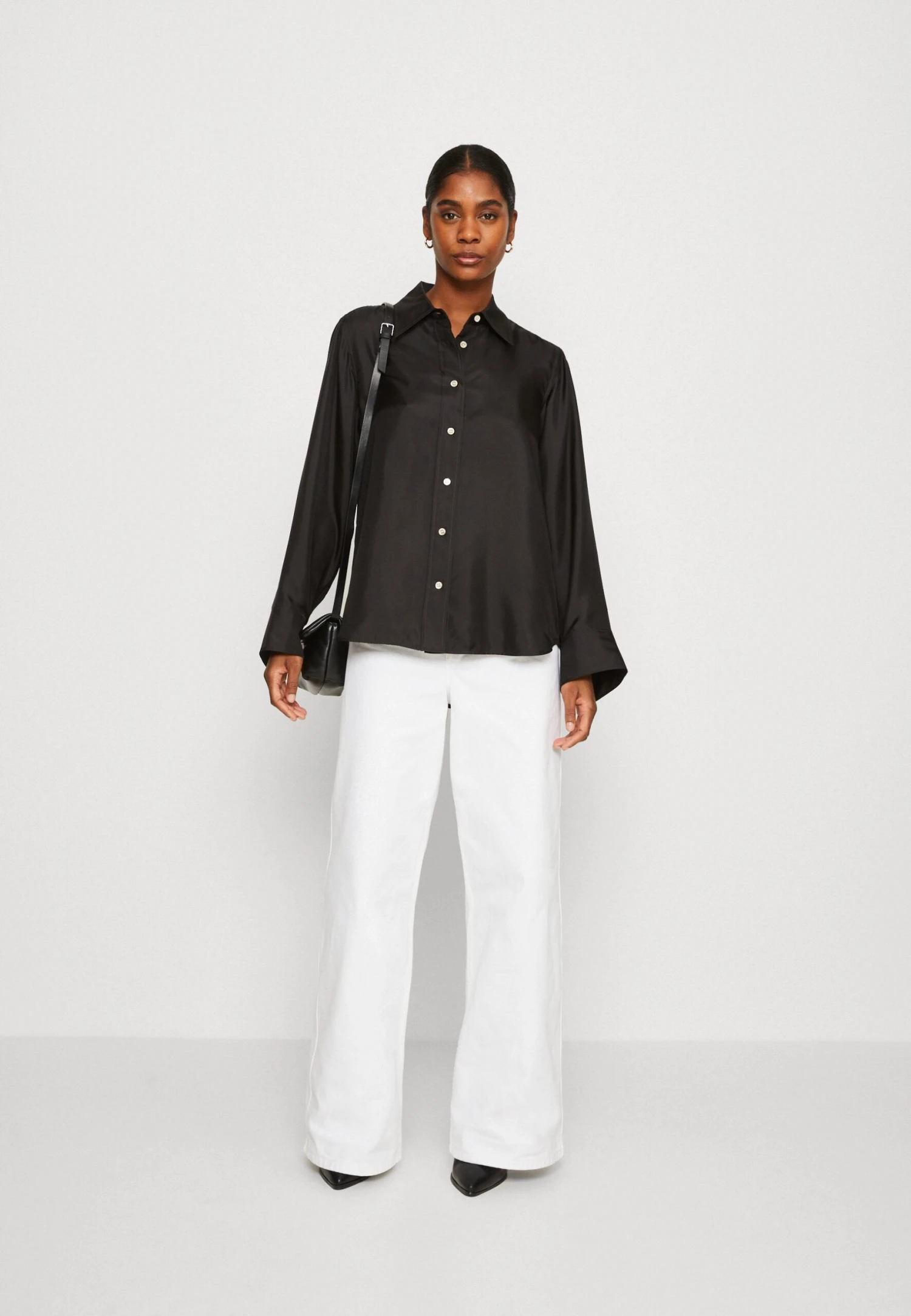 ARKET Button-Down Blouse - Button-Down Blouse 2 ARKET Button-Down Blouse - Button-Down Blouse - Image 2