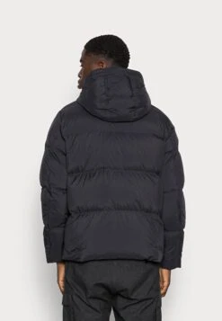 ARKET Down Jacket - Black -Arket UK Sales Store 329c893d62dd4ef2ae2e7cdc3be1fa74
