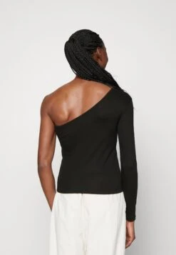 ARKET Sleek- Long Sleeved Top - Black 7 ARKET Sleek- Long Sleeved Top - Black -Arket UK Sales Store 350981c340bd4cf395132bca9ad9280a