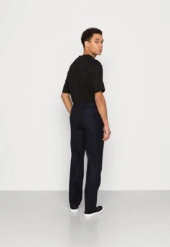 ARKET Trousers - Navy -Arket UK Sales Store 40af6d341002436aaa3a112bb955edf8