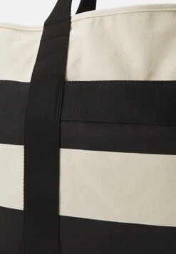 ARKET Tote Bag - Black 7 ARKET Tote Bag - Black -Arket UK Sales Store 4b58e73aa7ef42a294e8e7840ccebfd1