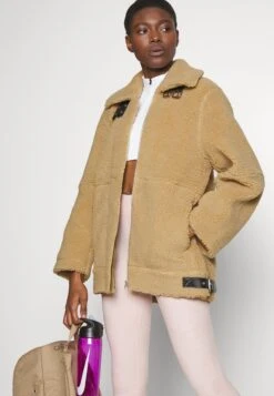 ARKET Fleece Jacket - Beige -Arket UK Sales Store 5866895837334439aeaf25bdbbd701a8
