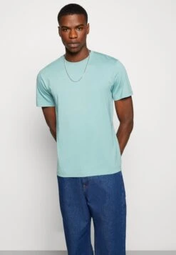 ARKET Malte - Print T-Shirt - Teal -Arket UK Sales Store 620c24bda5354f33b585ffeb5afd2ef2
