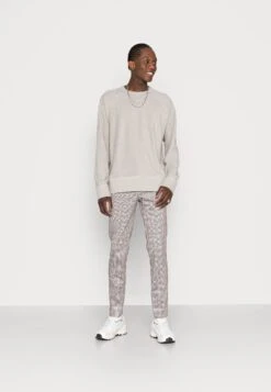 Arket UK Sales Store -Arket UK Sales Store 68ee8587051d43618e01bdc22890c89d