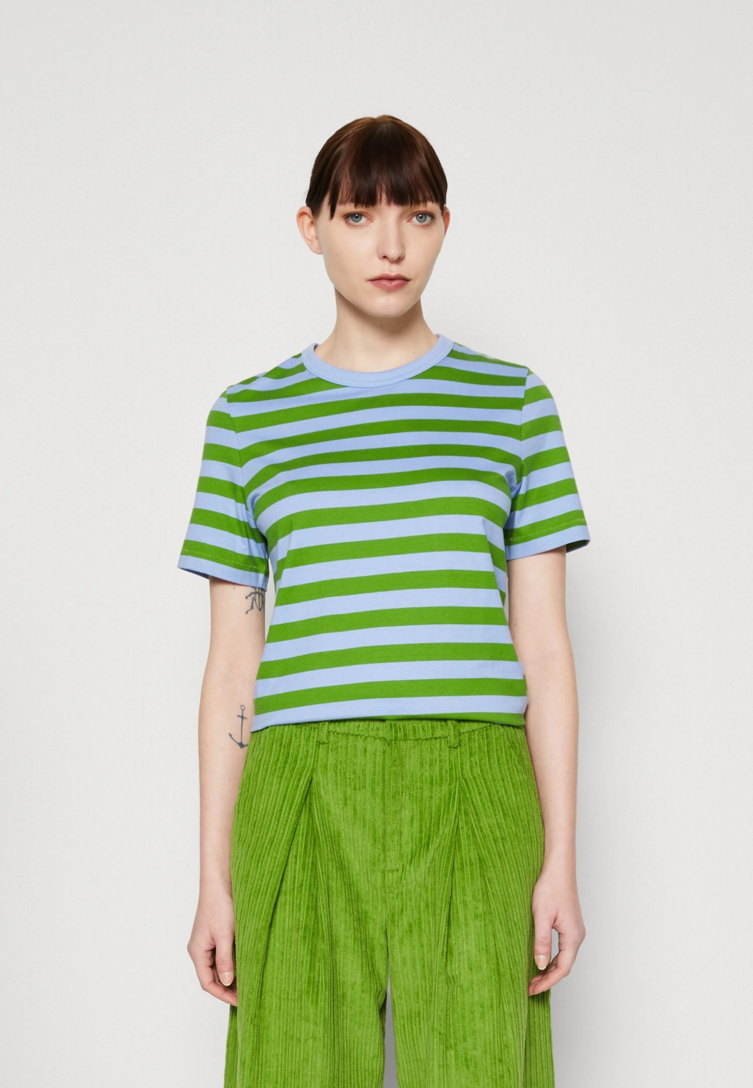 ARKET Print T-Shirt - Blue 1 ARKET Print T-Shirt - Blue