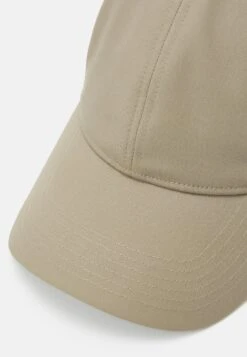 ARKET Unisex - Cap - Mole -Arket UK Sales Store 6c932e6590734ad98727d94447a63e7c
