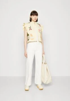 ARKET Flared Jeans - White -Arket UK Sales Store 6ca4e8c78cf4433b8b5abeefba9ddcbc