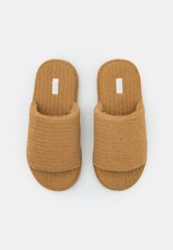 ARKET Slippers - Beige -Arket UK Sales Store 6f040403ecda4063b34881a538c75fac
