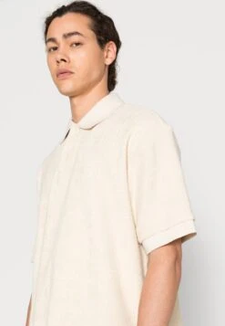 ARKET Polo Shirt - Beige 9 ARKET Polo Shirt - Beige -Arket UK Sales Store 7055fbe6612a4ebb9f7f1c74a010d4b4