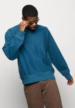 ARKET Sweatshirt - Turquoise -Arket UK Sales Store 73c11c2616a849d2bd42f90249f6911d