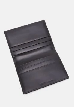 ARKET Unisex - Business Card Holder - Black 6 ARKET Unisex - Business Card Holder - Black -Arket UK Sales Store 796771132408432f8d784642096eed29