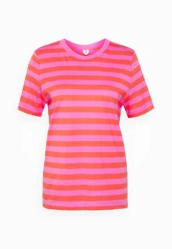 ARKET Basic T-Shirt - Pink -Arket UK Sales Store 80d8aef912d04f0d8e98a1be3ffa6819