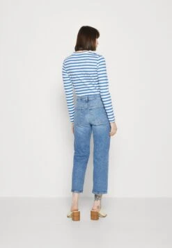 ARKET Straight Leg Jeans - Blue -Arket UK Sales Store 8a8a7d95096f44b6a6c03e97f6543c61