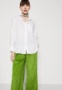 ARKET Button-Down Blouse - Button-Down Blouse -Arket UK Sales Store 8b8ec6fabb954a8bb4d30b2441ae84a3