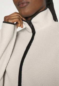 ARKET Fleece Jacket - Dusty White -Arket UK Sales Store 8c8bd0b50b564547b7f52059b4d04b50