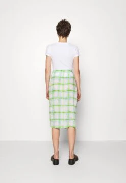 ARKET Pencil Skirt - Off White -Arket UK Sales Store 8d07e8c8081341c88a2878d2eebf39ba