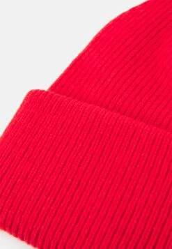 ARKET Unisex - Beanie - Red -Arket UK Sales Store 8f25ae7ab0cc412ea8a61d9701e2e3e8