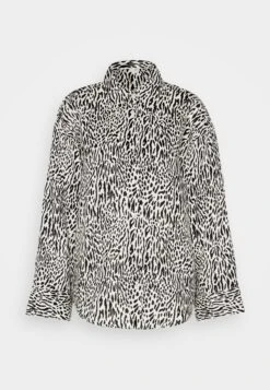 ARKET Button-Down Blouse - Off-White/Black -Arket UK Sales Store 90b21a763e8c410897a1a9260d044dee