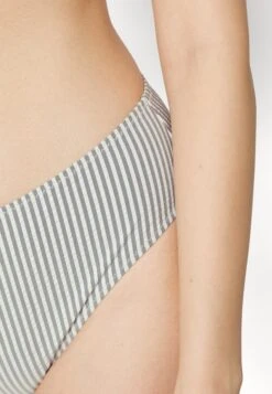 ARKET Bikini Bottoms - Light Grey -Arket UK Sales Store 92737a61a31d4b37869aedf96c32900f