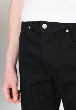 ARKET Slim Fit Jeans - Black -Arket UK Sales Store 95b932f059794e4da59ef722cda83330