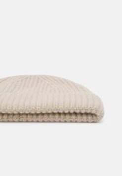 ARKET Unisex - Beanie - Beige -Arket UK Sales Store a017a9d049524a5b80d3c52f5e627e7e