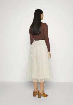 ARKET Pleated Skirt - Beige Dusty Light -Arket UK Sales Store a1da16162965470182818278754c50a9