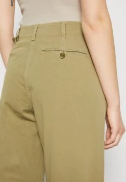 ARKET Chinos - Khaki Green -Arket UK Sales Store a1fa077fa5cf4eea805b2ab8d327131d