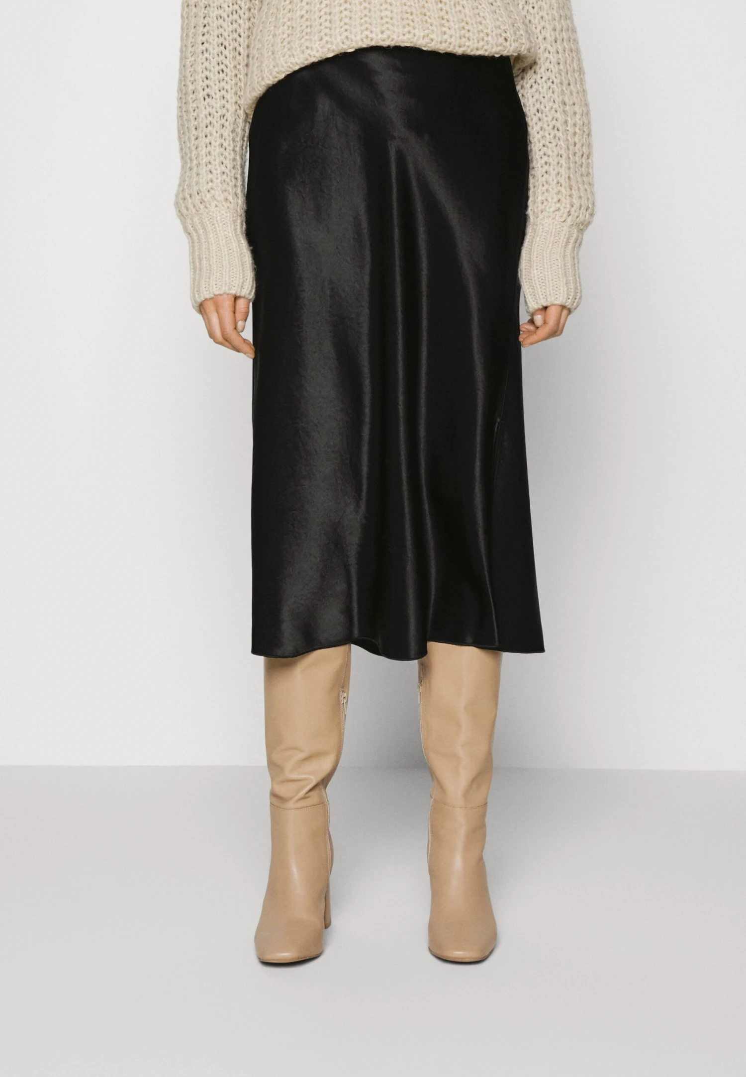 ARKET A-Line Skirt - Black 1 ARKET A-Line Skirt - Black