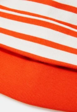 ARKET Sergi Beanie Unisex 2 Pack - Beanie - Red -Arket UK Sales Store a6fb7bd6f3884061978a4bbdb9baf235