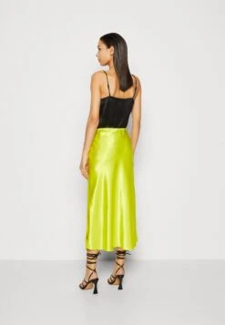 ARKET A-Line Skirt - Yellow -Arket UK Sales Store b1b08810000f4f9484562b45e40065cb