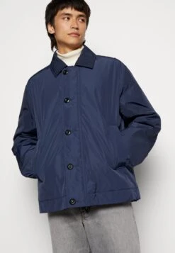 ARKET Light Jacket - Navy -Arket UK Sales Store b7543c270ad44c849284fdc328cf3139