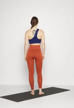 ARKET Light Support Sports Bra - Blue -Arket UK Sales Store b91bd1bc74ff4eb1ae33f24ab037ed69