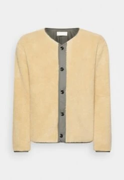 ARKET Winter Jacket - Off-White 10 ARKET Winter Jacket - Off-White -Arket UK Sales Store bc07be542449424ebf49f7d8a9e065c4