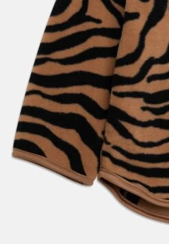 ARKET Fleece Jacket - Zebra Print -Arket UK Sales Store c1ed89f0241743219f34d5af6adce2c0