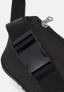 ARKET Unisex - Bum Bag - Black 9 ARKET Unisex - Bum Bag - Black -Arket UK Sales Store ca0b3b6000b247179ecd2e37a7d79bbf