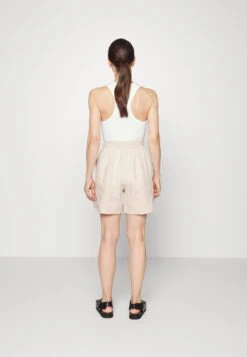 ARKET Shorts - Natural -Arket UK Sales Store cd1be23d582b4628921096973fdebf64