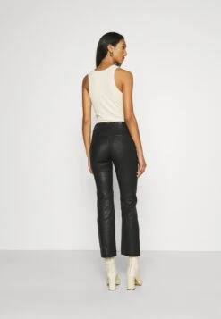 ARKET Leather Trousers - Black -Arket UK Sales Store d47b49a93698496eb5678daad457b40d