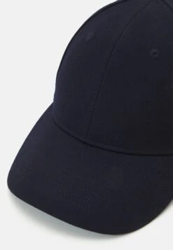 ARKET Unisex - Cap - Blue 7 ARKET Unisex - Cap - Blue -Arket UK Sales Store d8d6ed51c24d4be1ad654f0ed80c2151