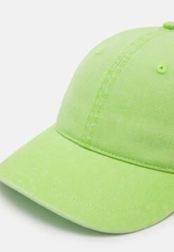 ARKET Cap - Green -Arket UK Sales Store d97c73a2a99f43f2bb901067daddbd4b